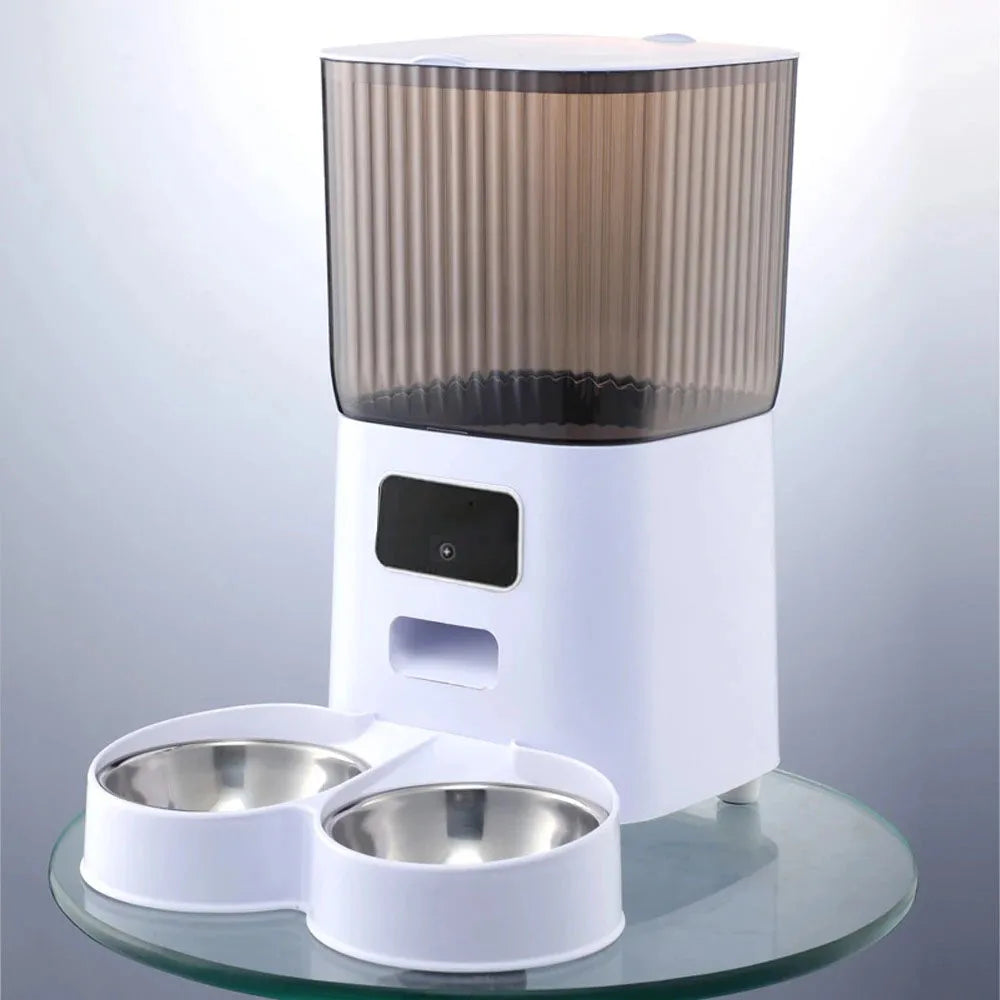Elevate Your Pet's Mealtime with the 5L Smart Automatic Cat Feeder Featuring a Camera and Voice Recorder